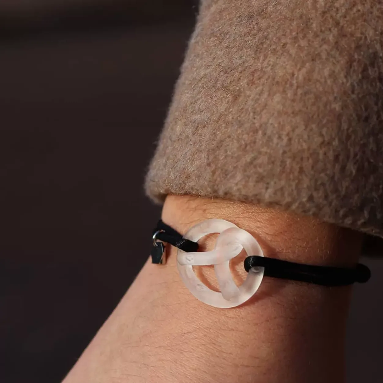 Online Michaël Vessière Bracelet Bretzel Incolore Pate De Cristal